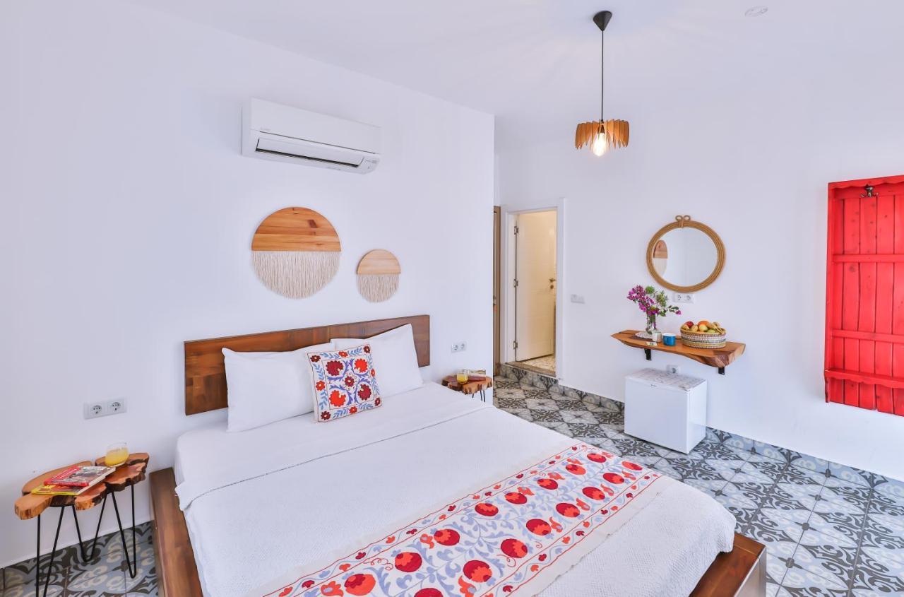 Dantel Butik Ev Pansiyon Kas Exterior photo